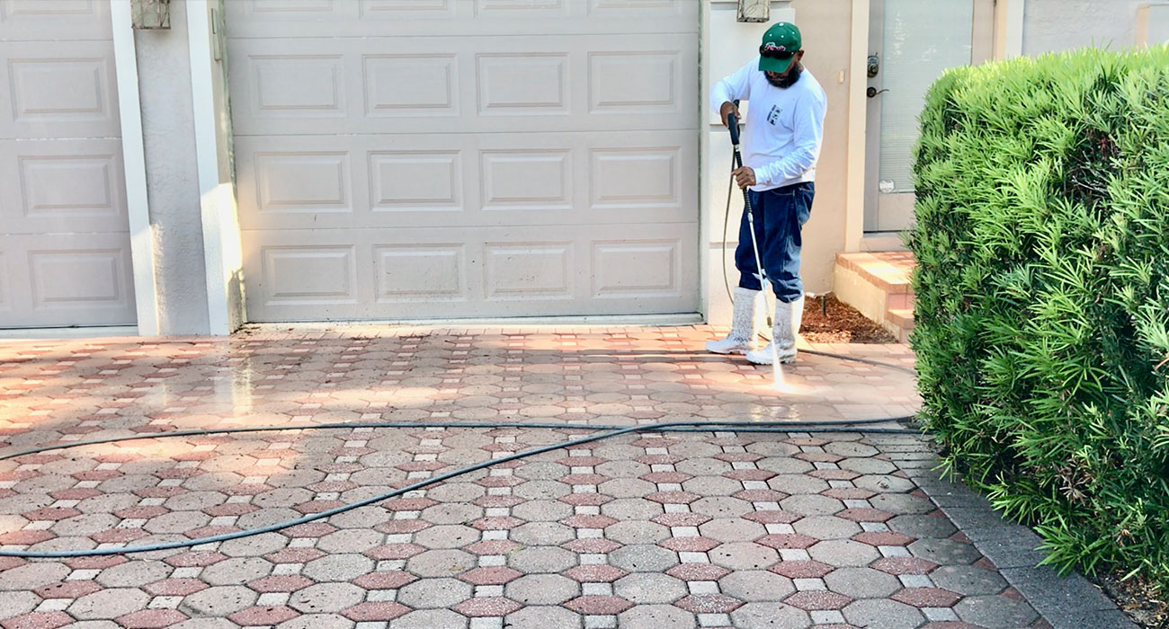 Pressure Washing Service in Naples, Florida by Best Way Painting
